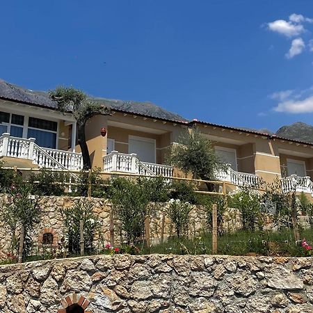 Essos Villas Dhërmi 外观 照片