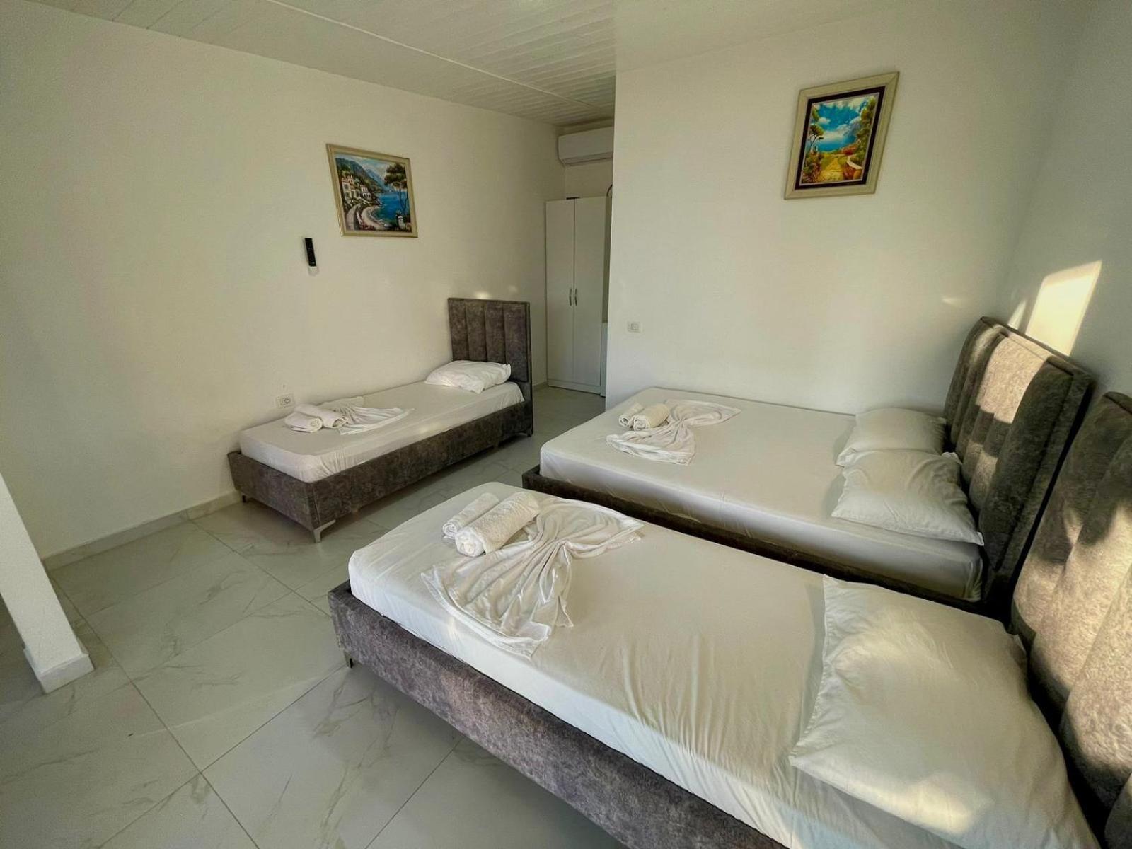 Essos Villas Dhërmi 外观 照片