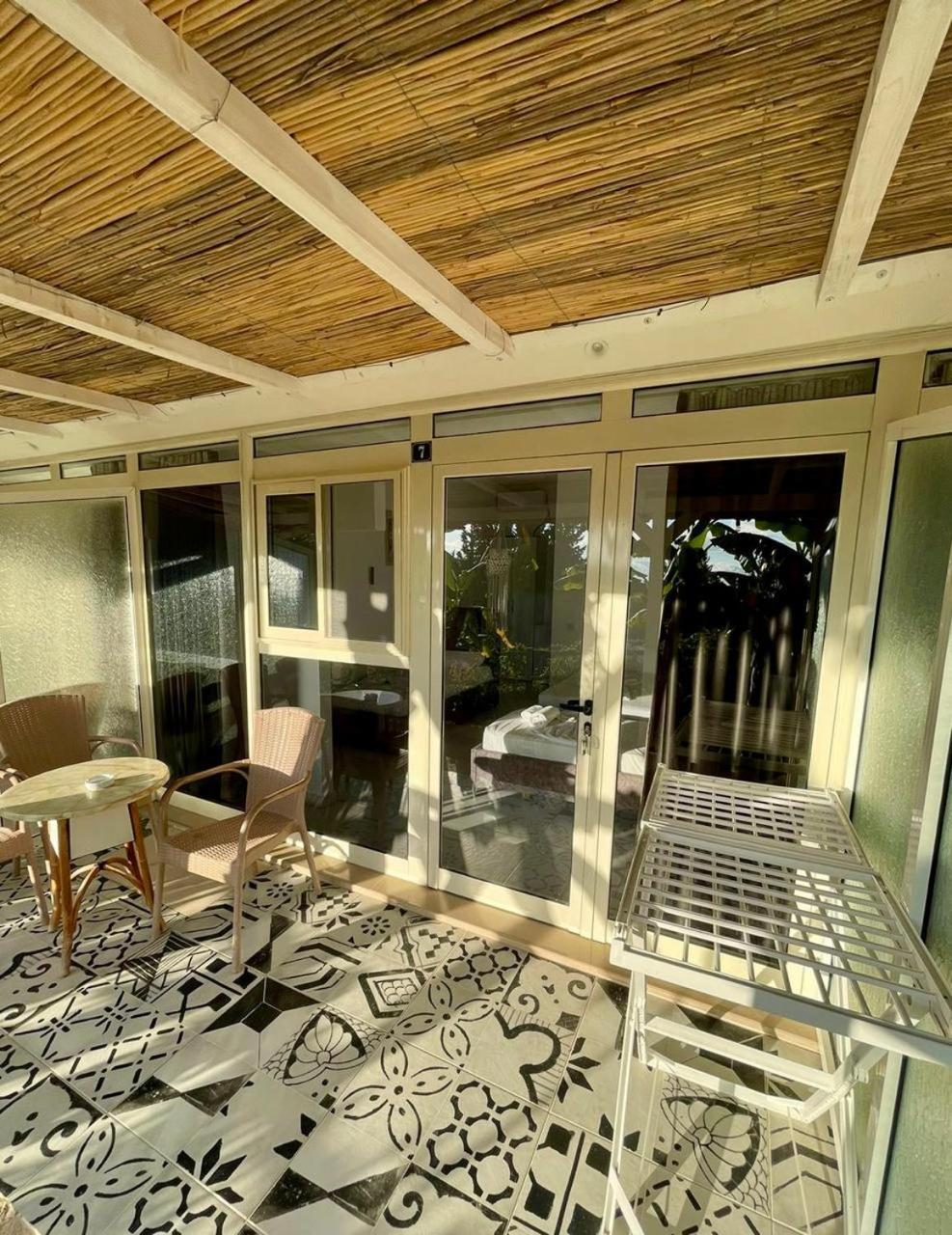 Essos Villas Dhërmi 外观 照片